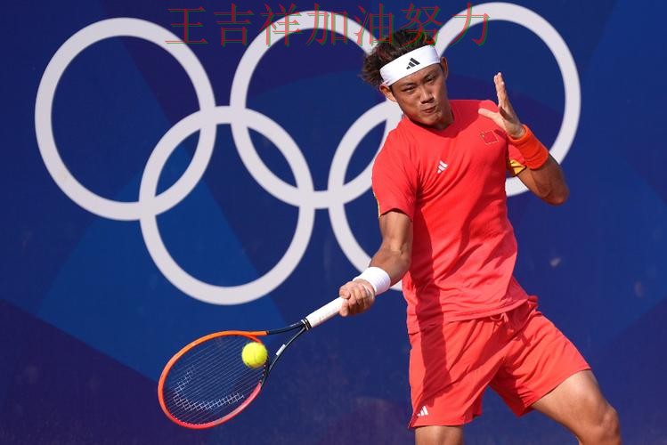 张之臻在德甲中复出首战表现抢眼 为下一场比赛埋下伏笔 张之臻在德甲中复出首战表现抢眼 为下一场比赛埋下伏笔